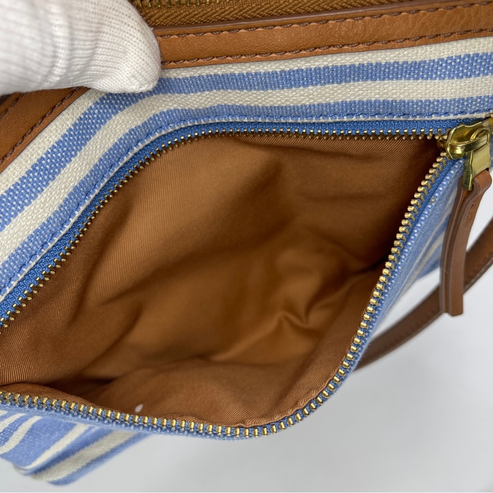 Vintage Fossil Striped Canvas Crossbody - Picture 4 of 11
